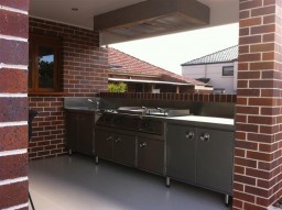 Outdoor Kitchen L2